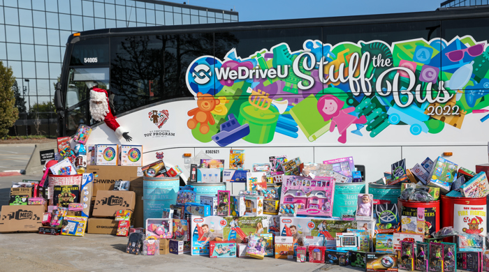 National Express LLC spreads cheer across North America at Christmas