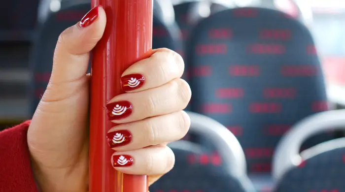 Nailpolish With Contactless Symbol