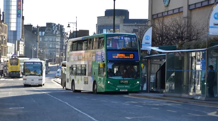 Service 10 High St